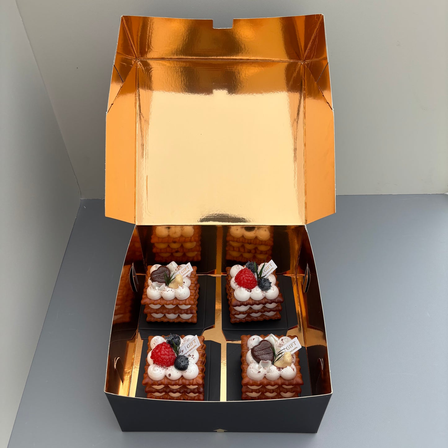 10PCS Rose Gold Paper Card Box for 4 Mini Cakes