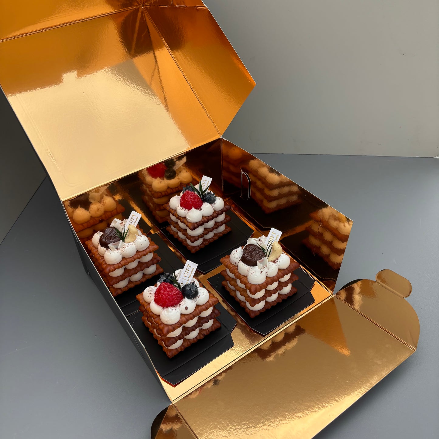 10PCS Rose Gold Paper Card Box for 4 Mini Cakes