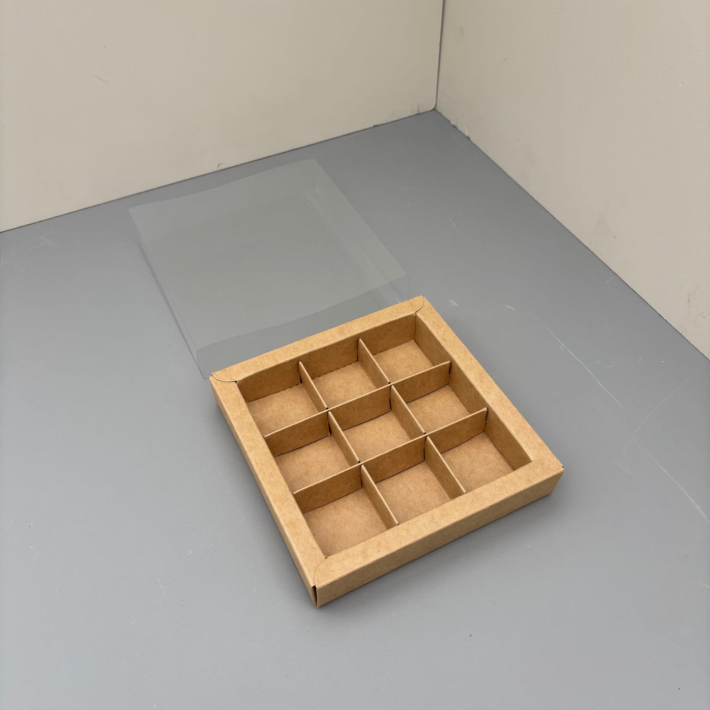 10PCS 4/9/16/25-cells kraft chocolate box with clear sleeve