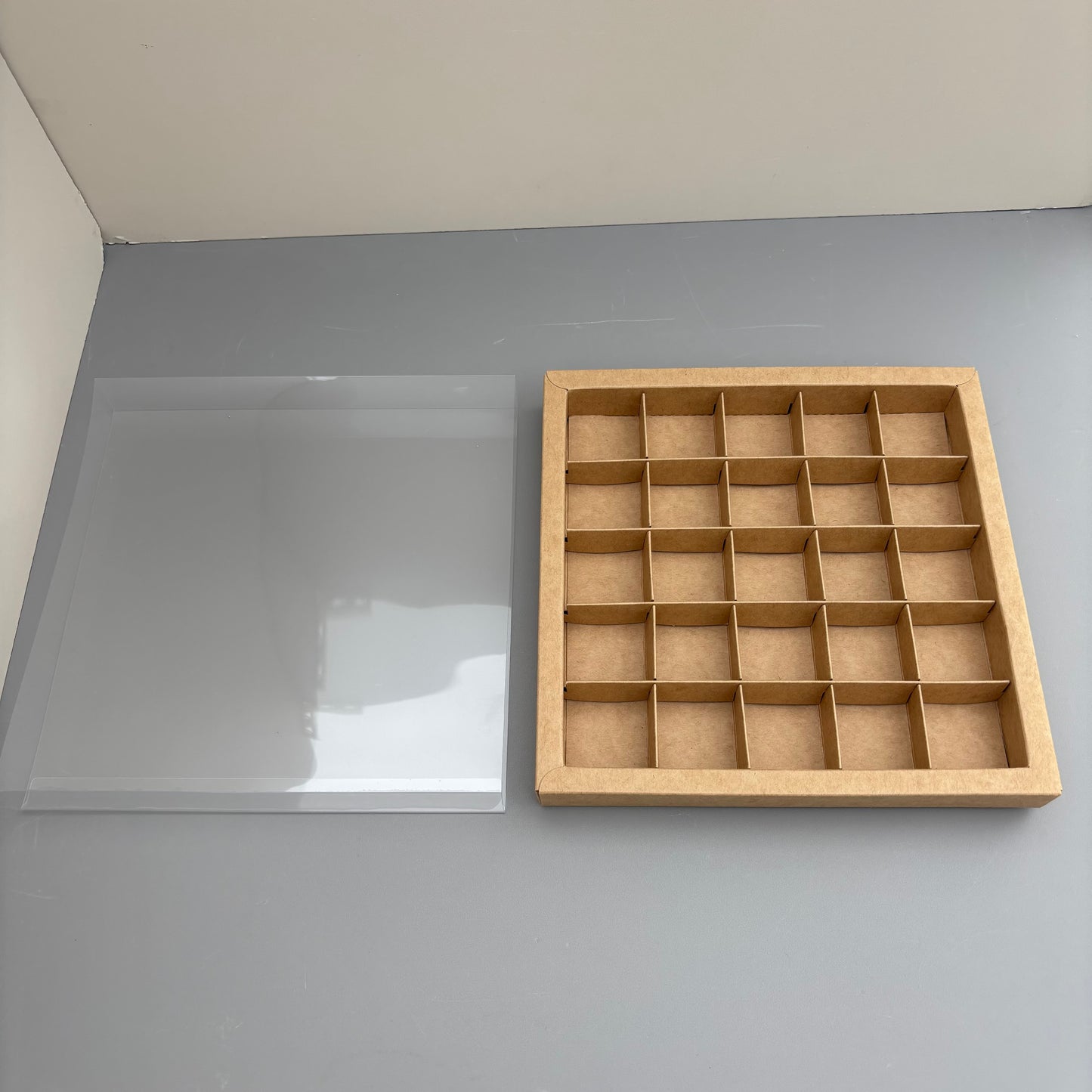 10PCS 4/9/16/25-cells kraft chocolate box with clear sleeve