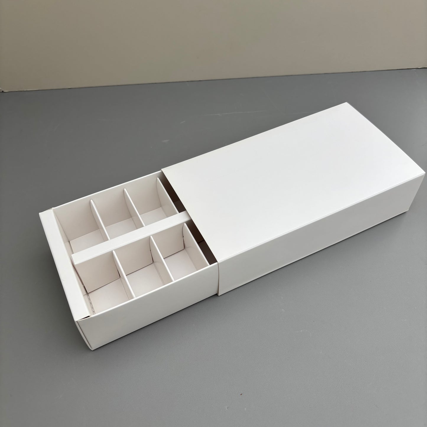 20PCS 12-macarons white paper drawer box