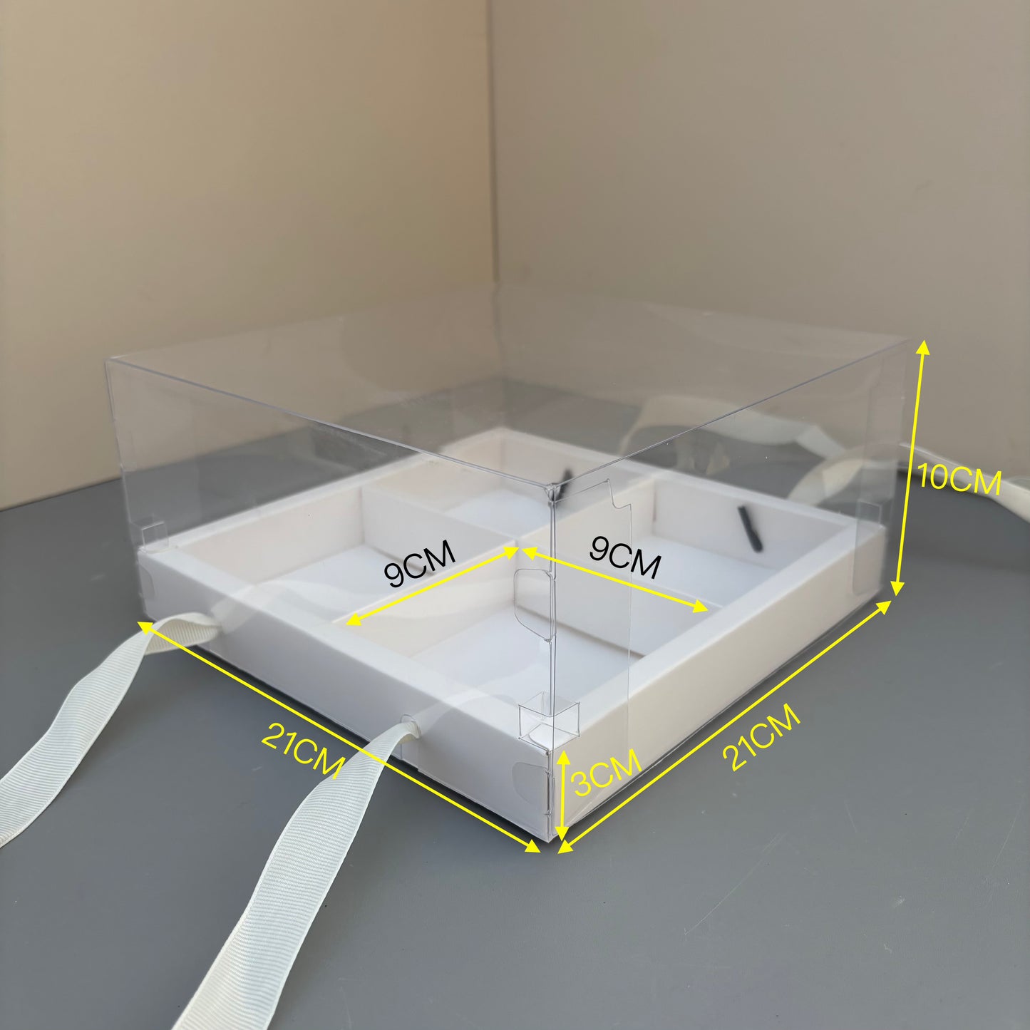 10PCS 4-compartments white base box with clear lid & ribbon