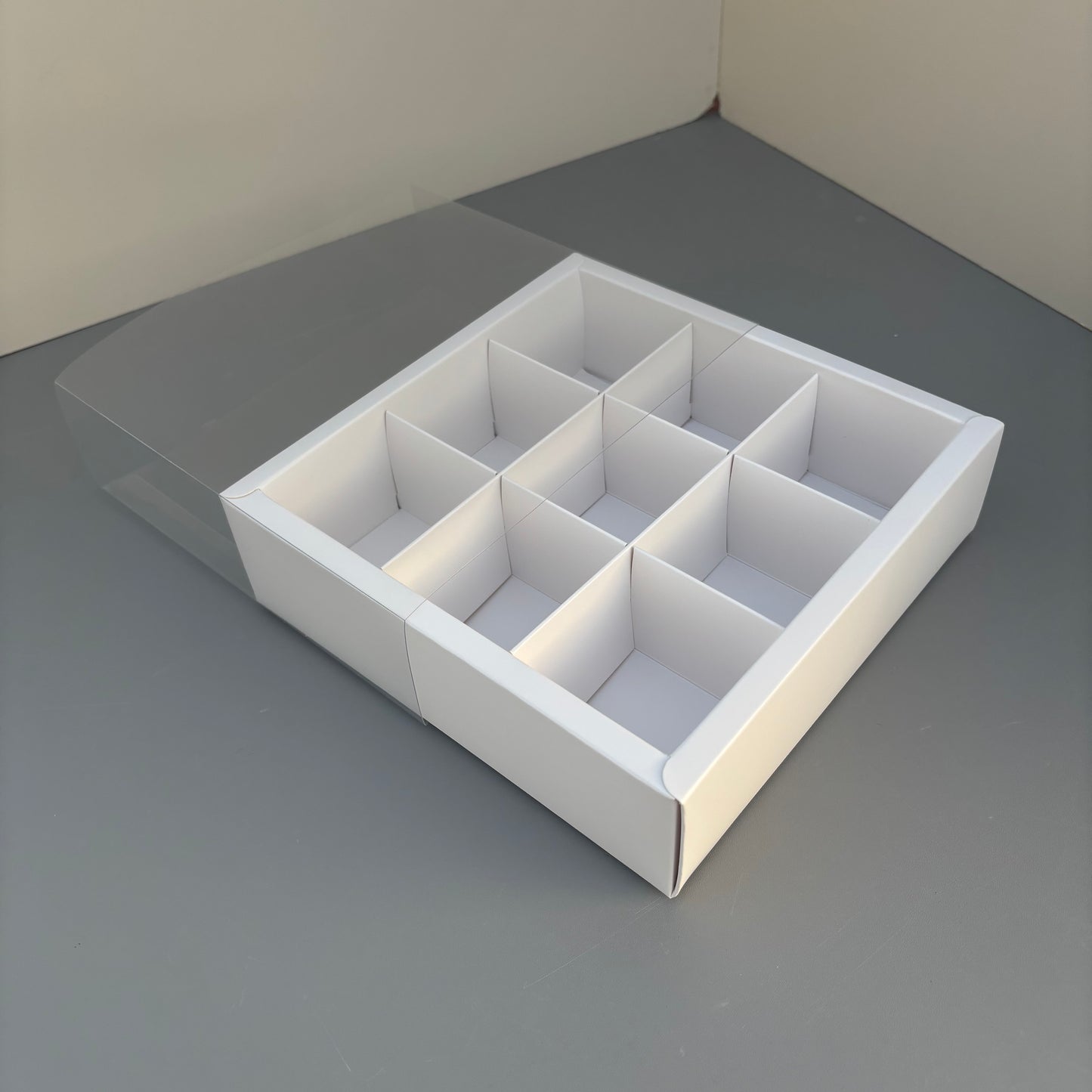 10PCS 9-strawberries White Paper Box with Clear Sleeve