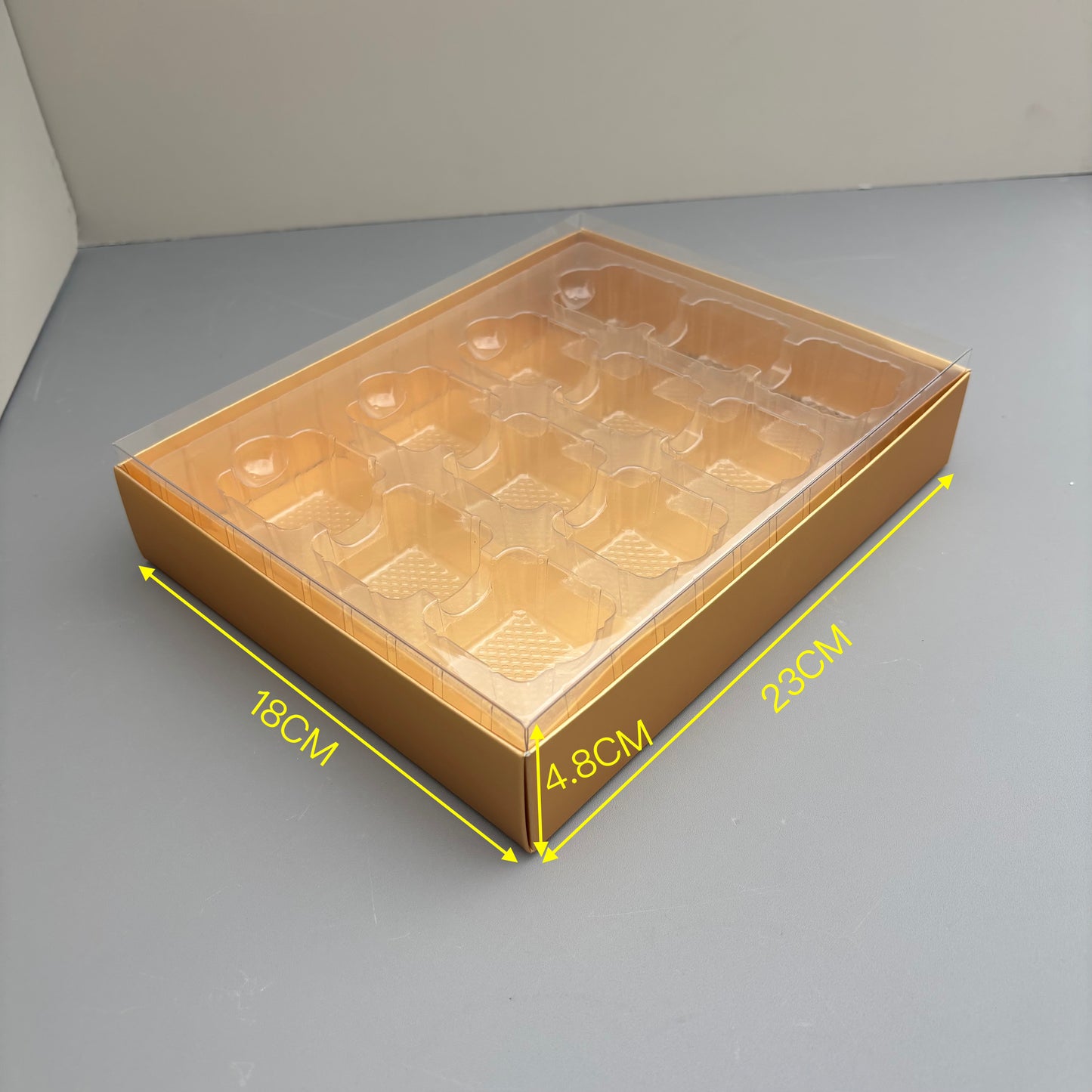 10PCS Gold 12-chocolates Paper Box with Clear Lid and Clear Insert