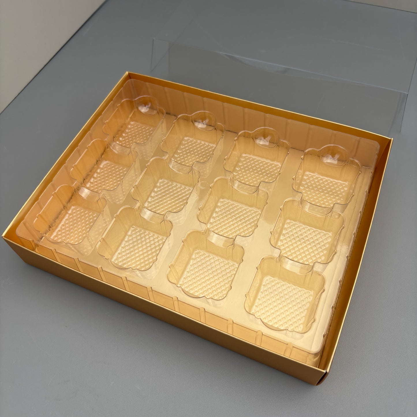 10PCS Gold 12-chocolates Paper Box with Clear Lid and Clear Insert