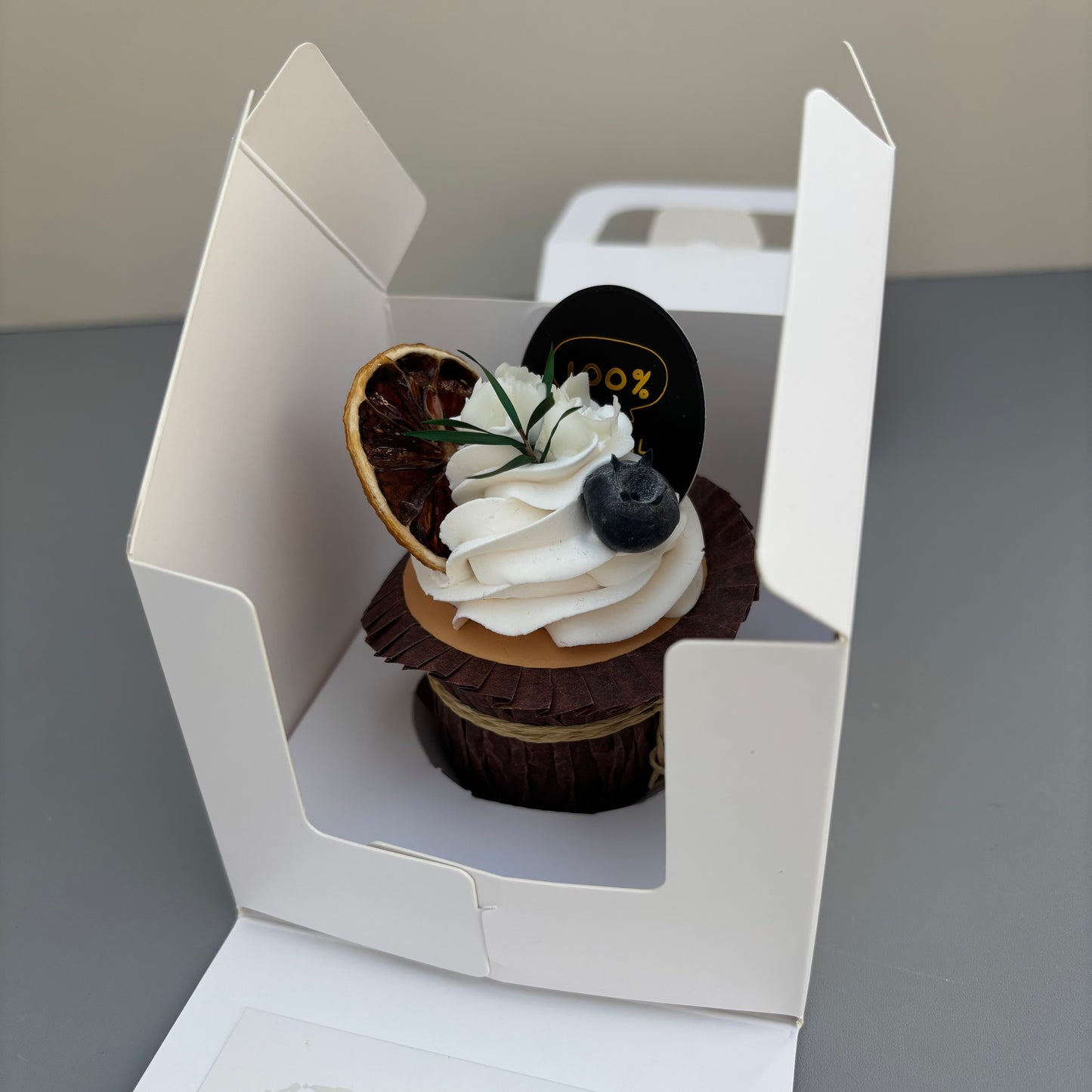 White Cupcake Window Handle Box With Paper Insert