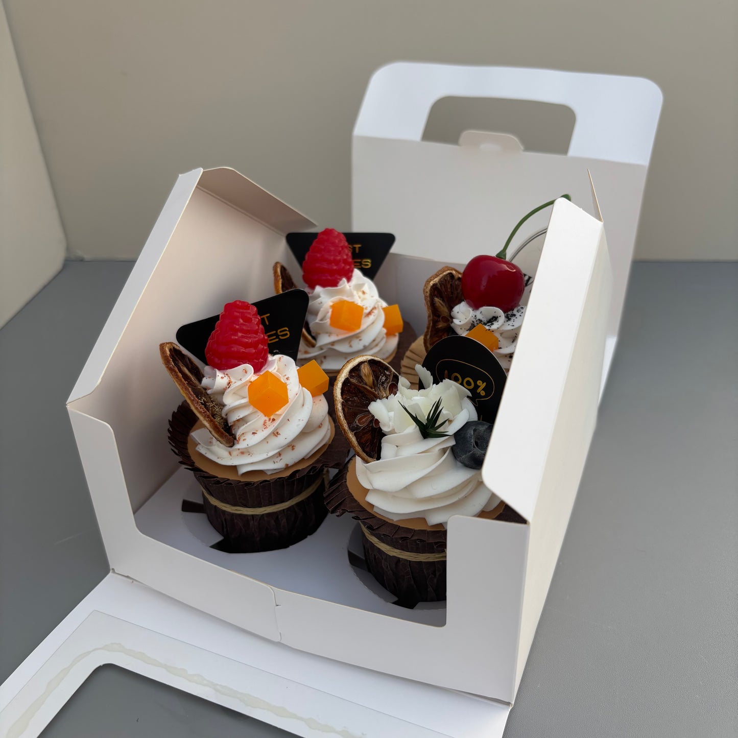 White Cupcake Window Handle Box With Paper Insert