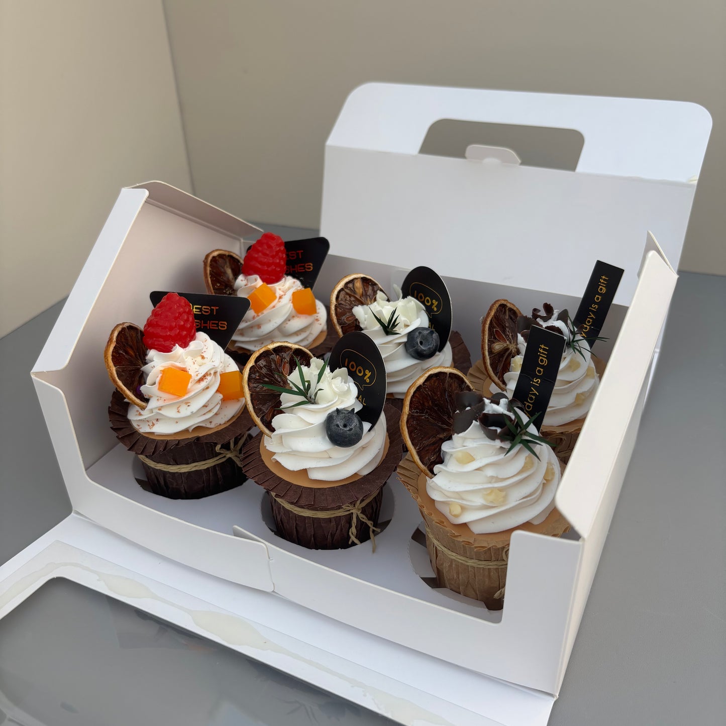 White Cupcake Window Handle Box With Paper Insert