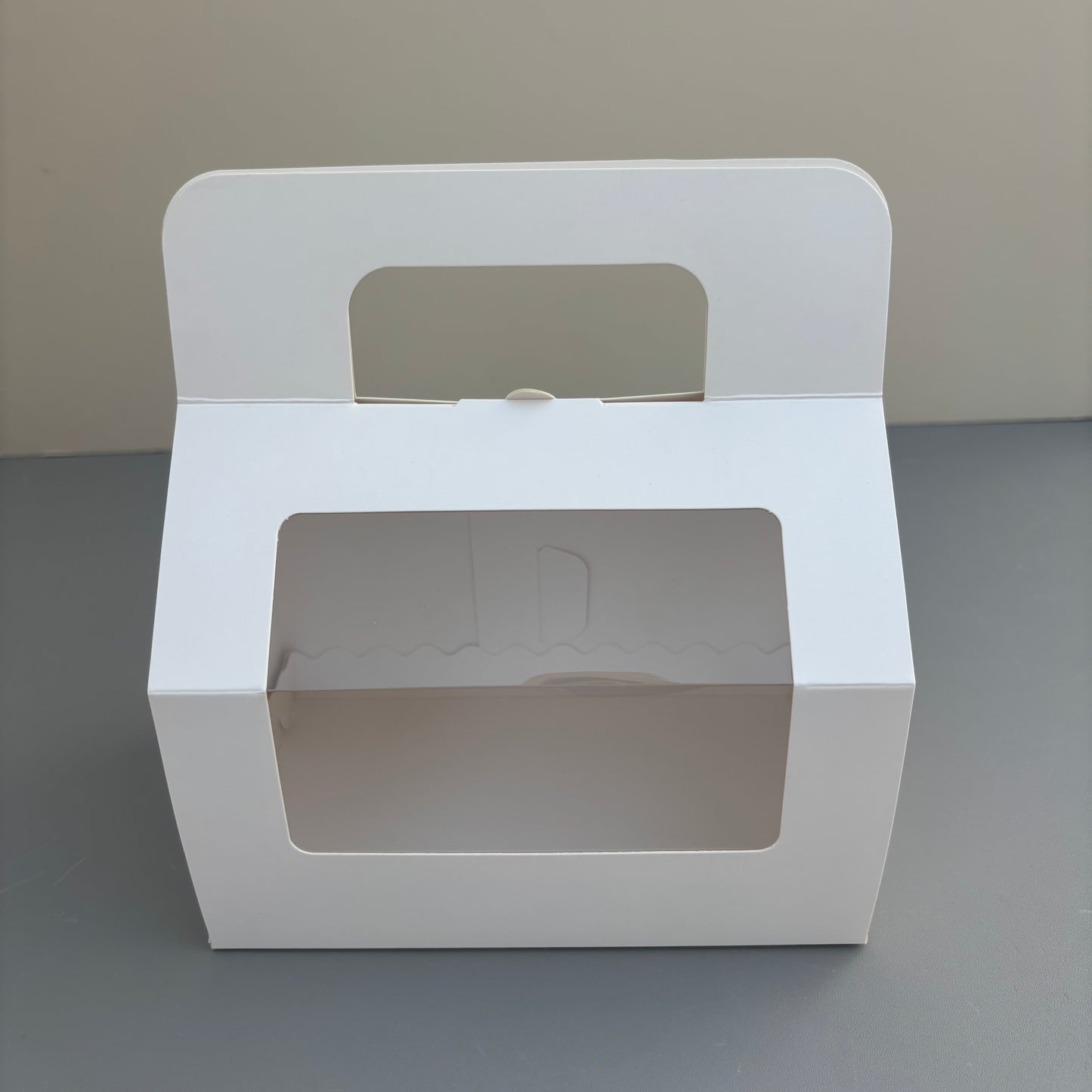 20PCS White Paper Handle Dessert Bakery Box with Insert