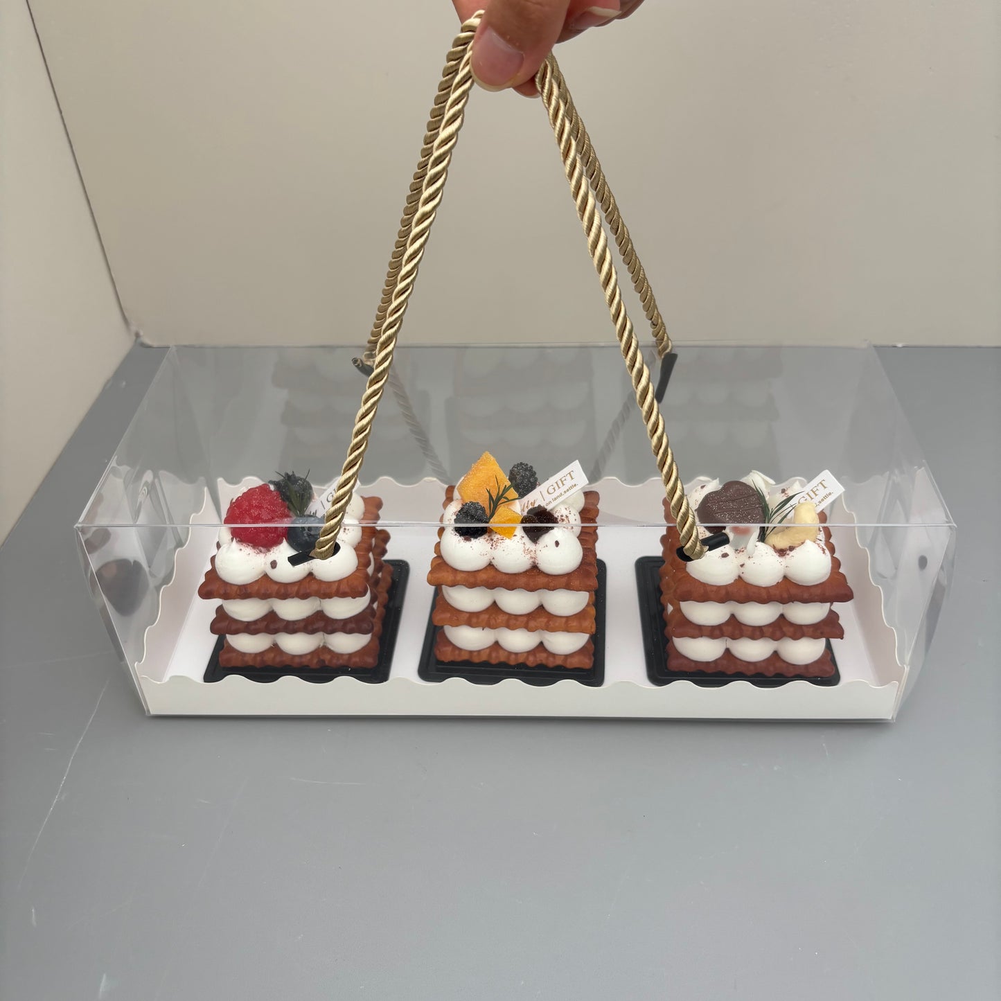 20PCS Rectangle Clear Dessert Box with Gold Rope and Insert