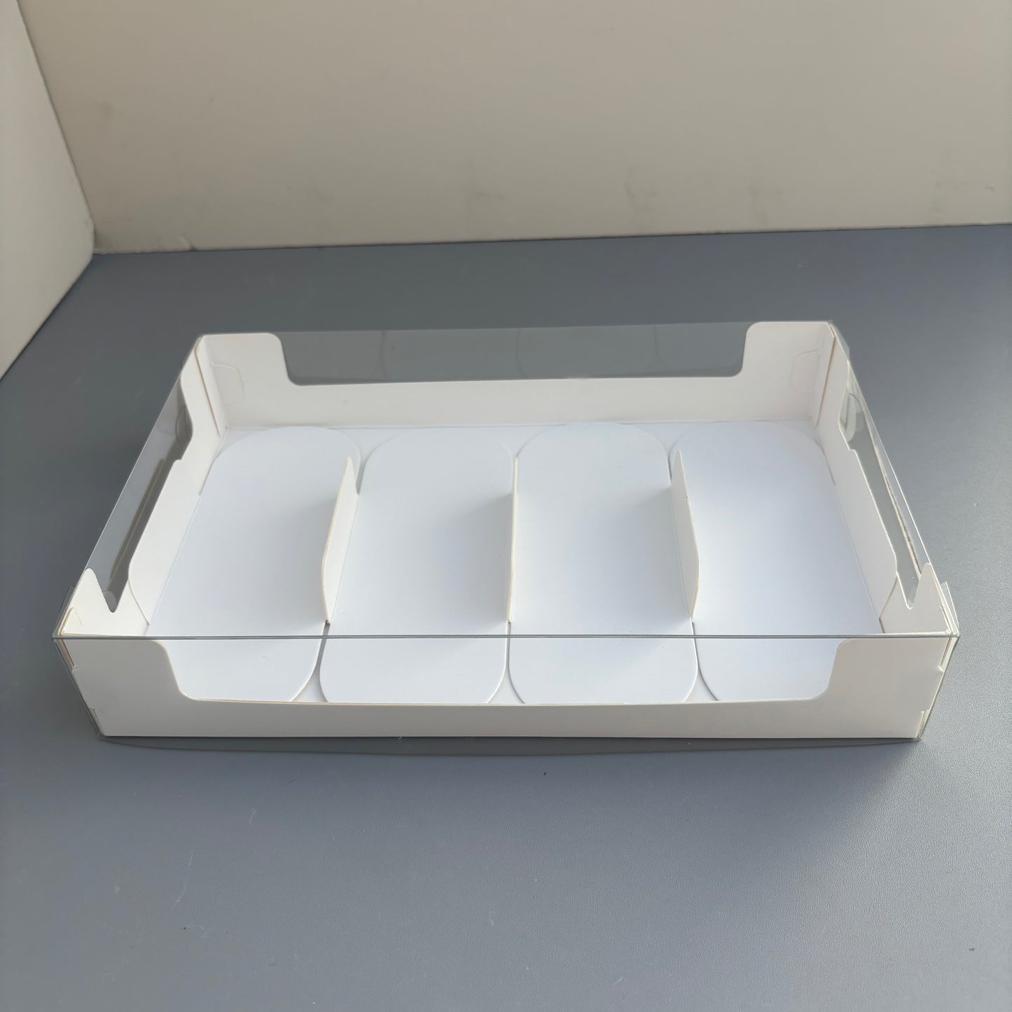 10 Boxes 4-cakesicles paper inserts white base box with clear cover