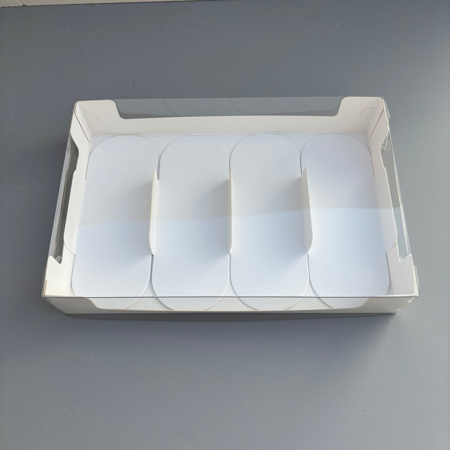 10 Boxes 4-cakesicles paper inserts white base box with clear cover