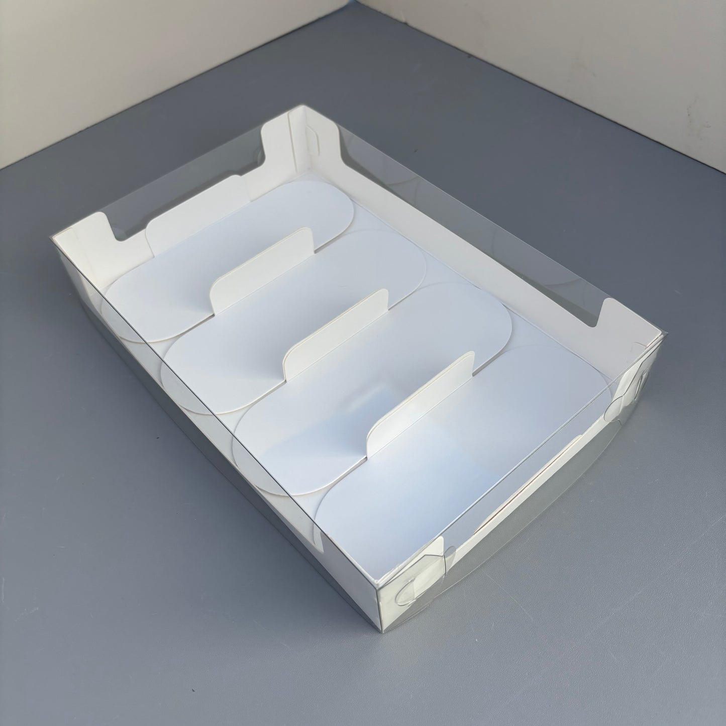 10 Boxes 4-cakesicles paper inserts white base box with clear cover