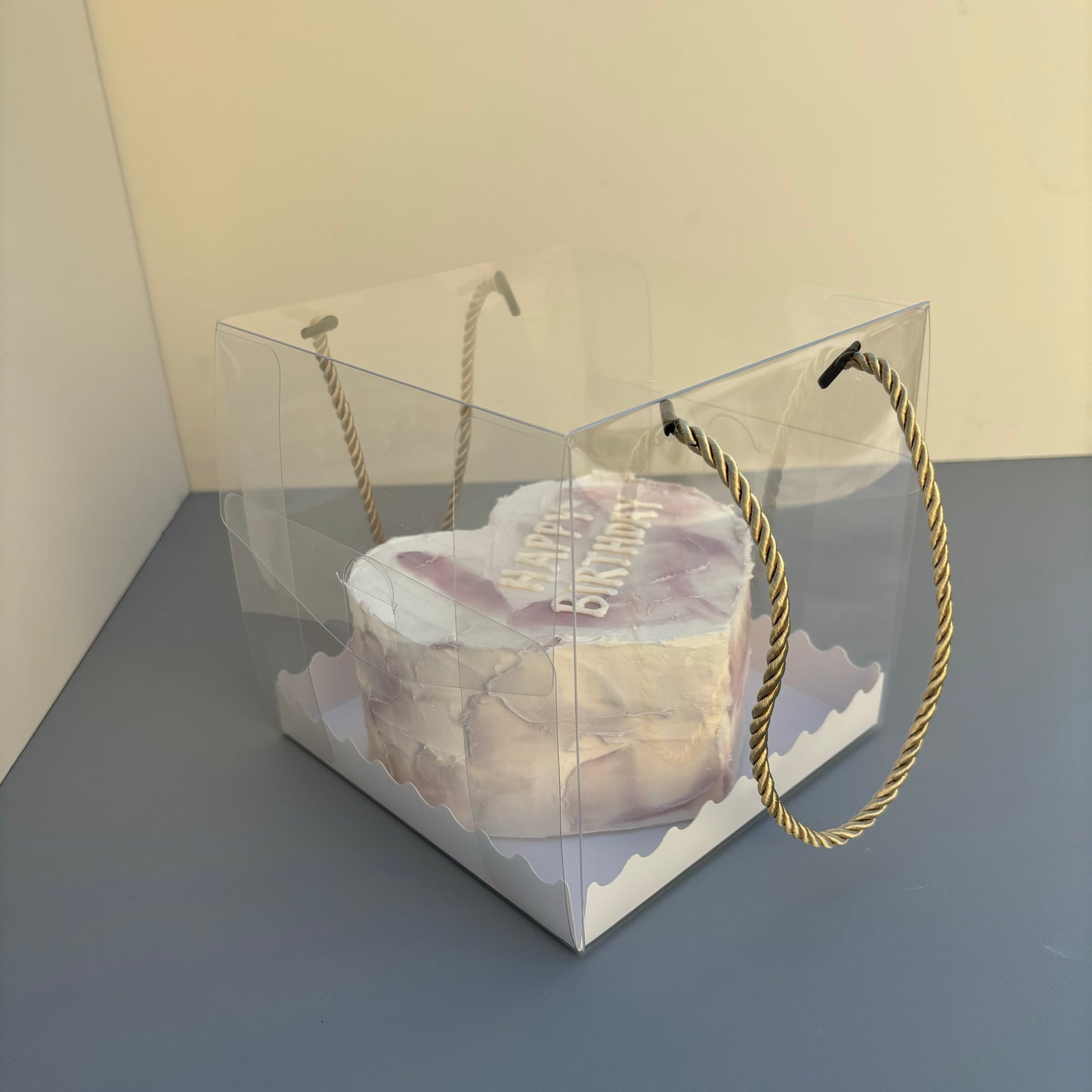 20PCS 6.3in clear cake box with rope and paper insert