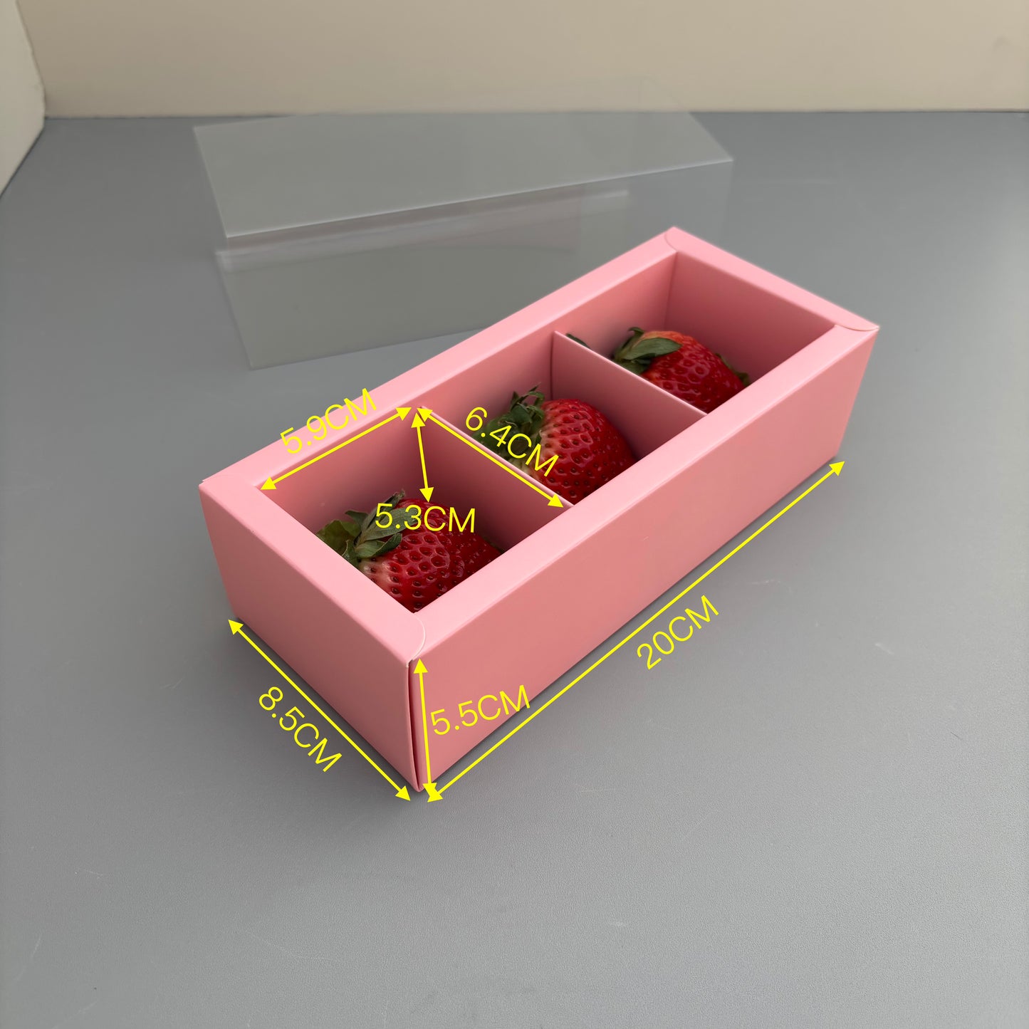 20PCS 3-strawberries Pink Paper Box with Clear Sleeve
