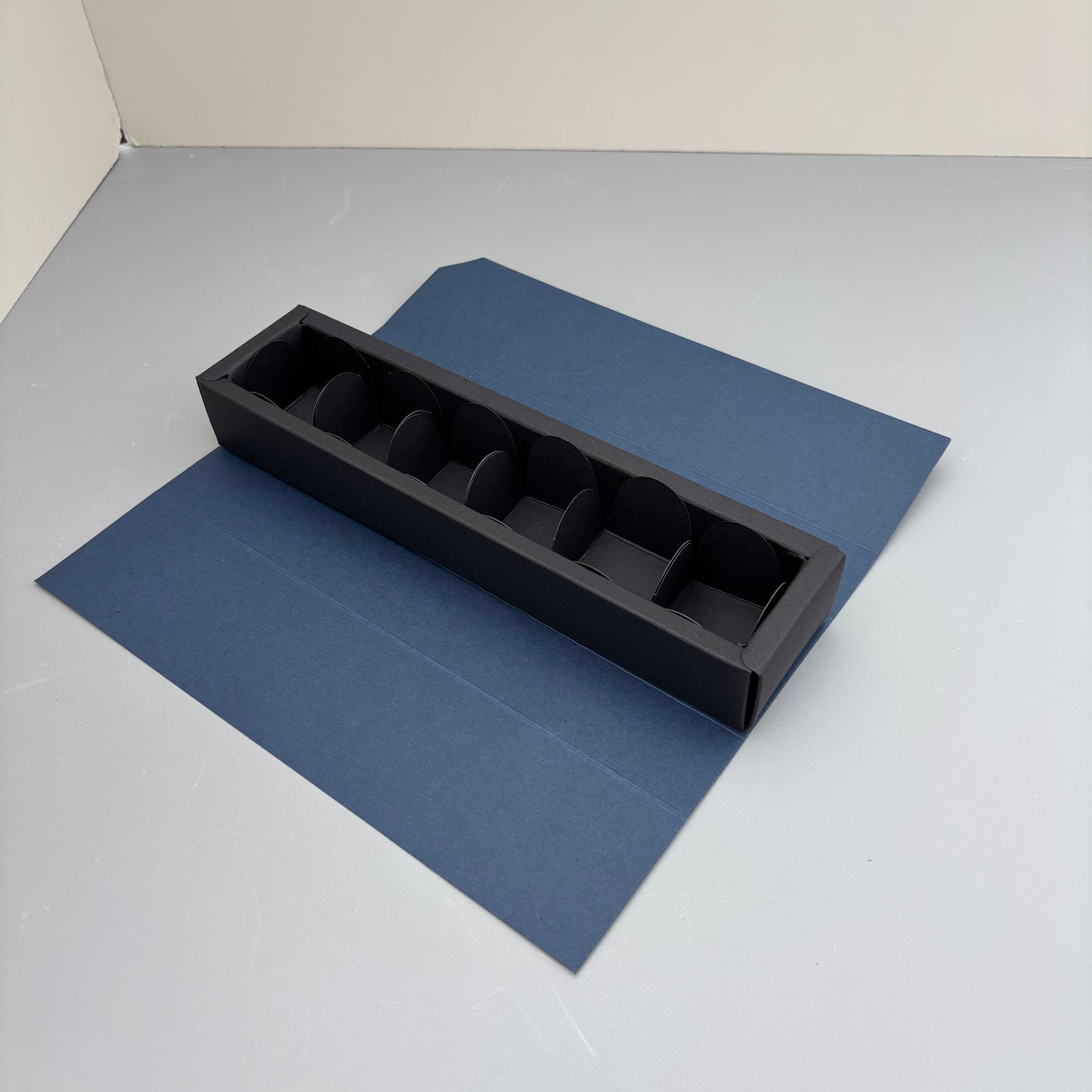 50PCS 6-chocolate box with blue sleeve