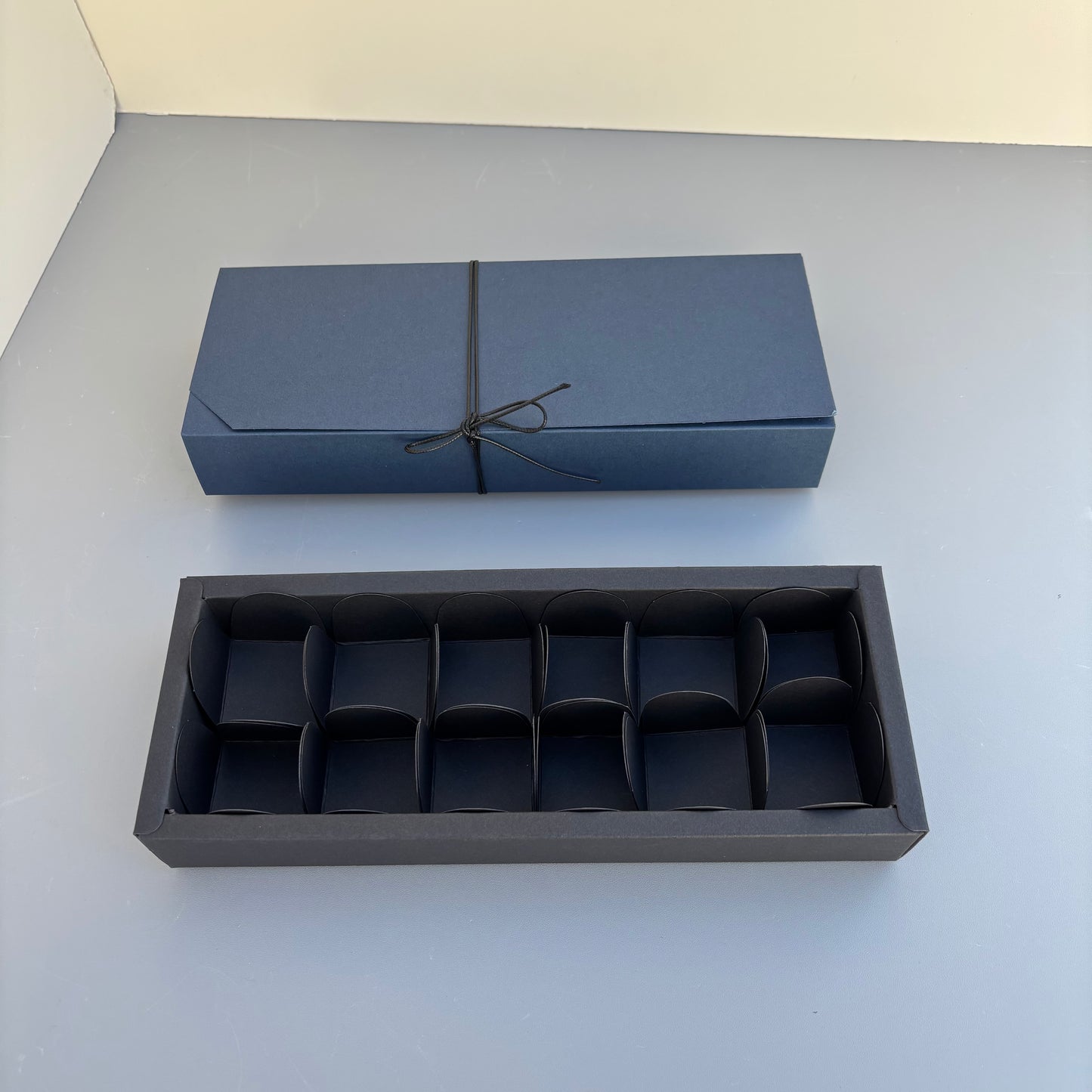 50PCS 12-chocolate box with blue sleeve