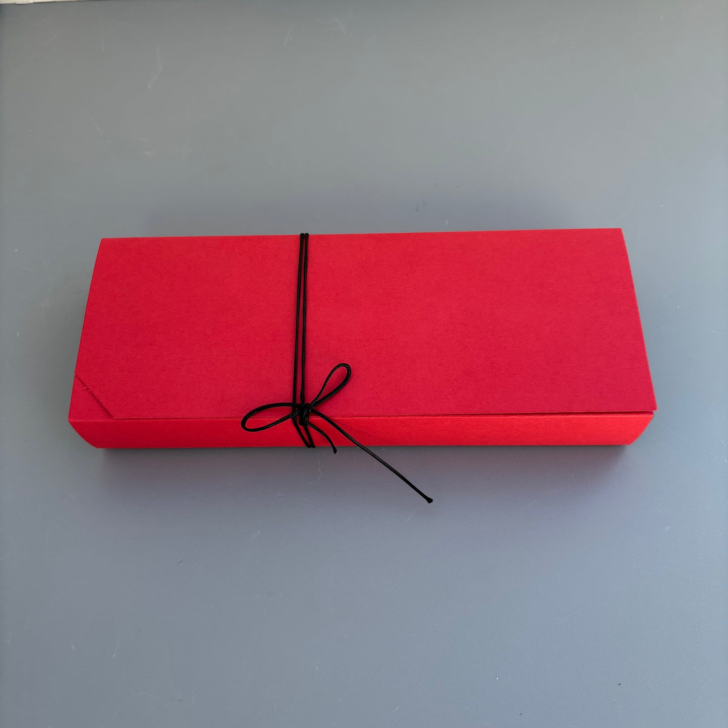 50PCS 12-chocolate box with red sleeve
