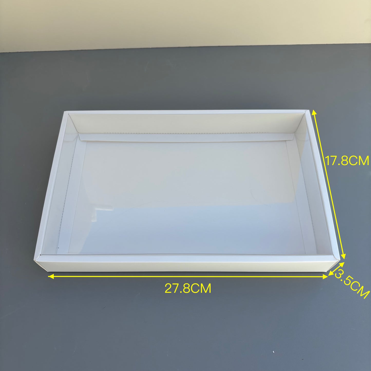 10PCS strawberry & cookies & chocolate paper base box with clear lid