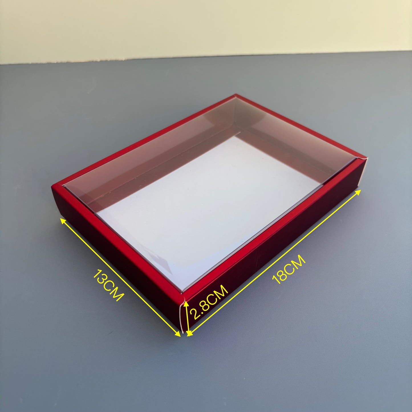 10PCS strawberry & cookies & chocolate red paper base box with clear lid