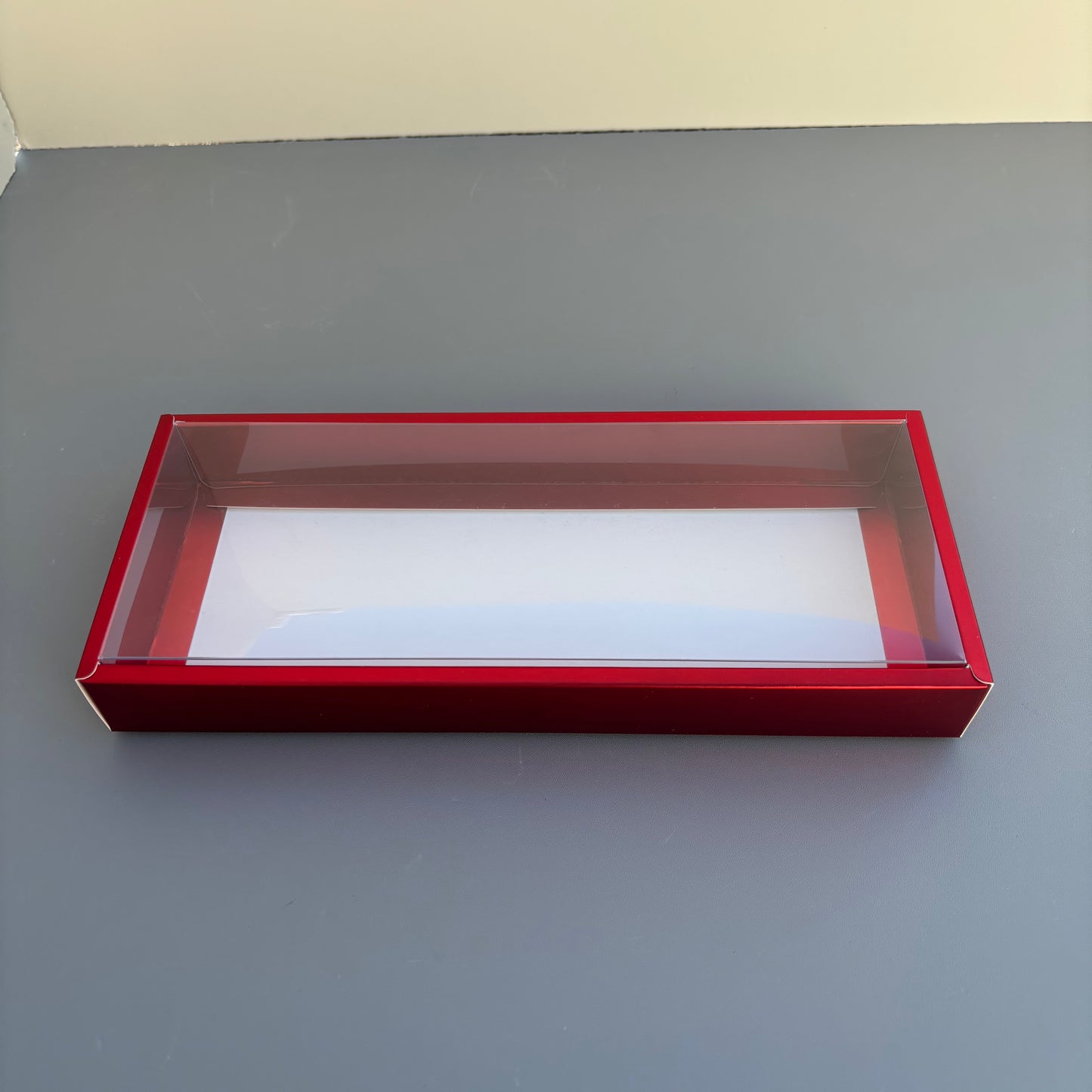 10PCS strawberry & cookies & chocolate red paper base box with clear lid