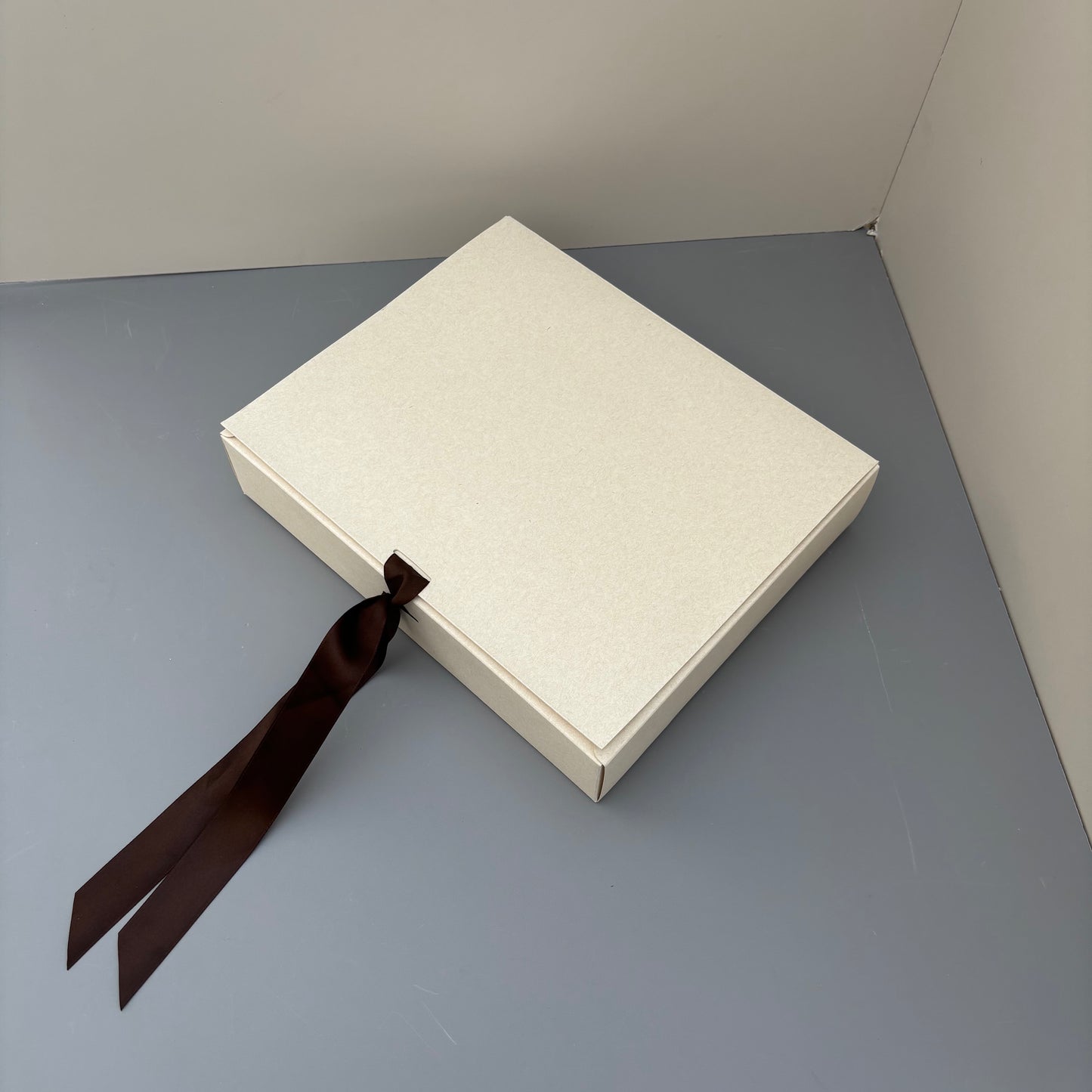 10PCS luxury macaron & cookies & strawberry paper bakery box