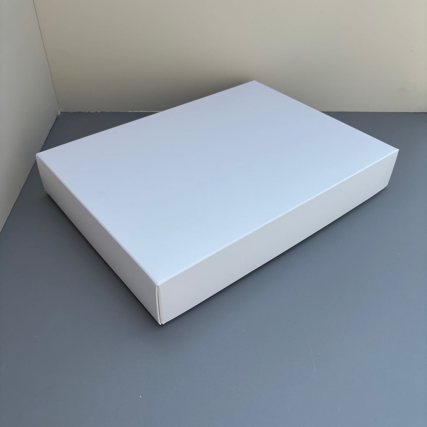 10PCS white 8-compartments dessert base and lid paper box