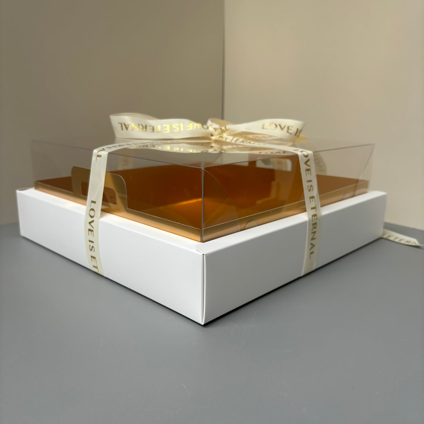 10 boxes big white base box with gold insert and ribbon