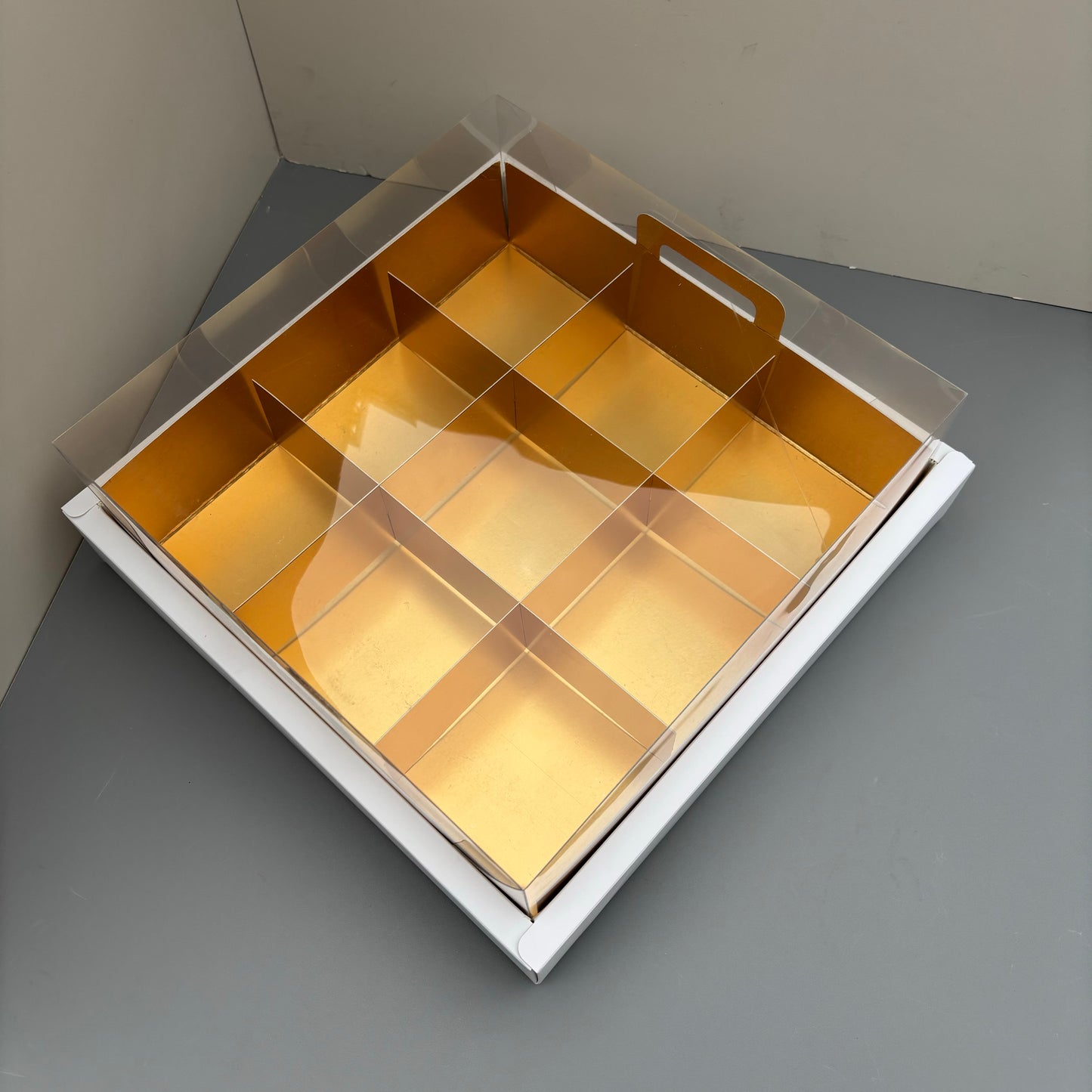 10 boxes big white base box with gold insert, partition and ribbon