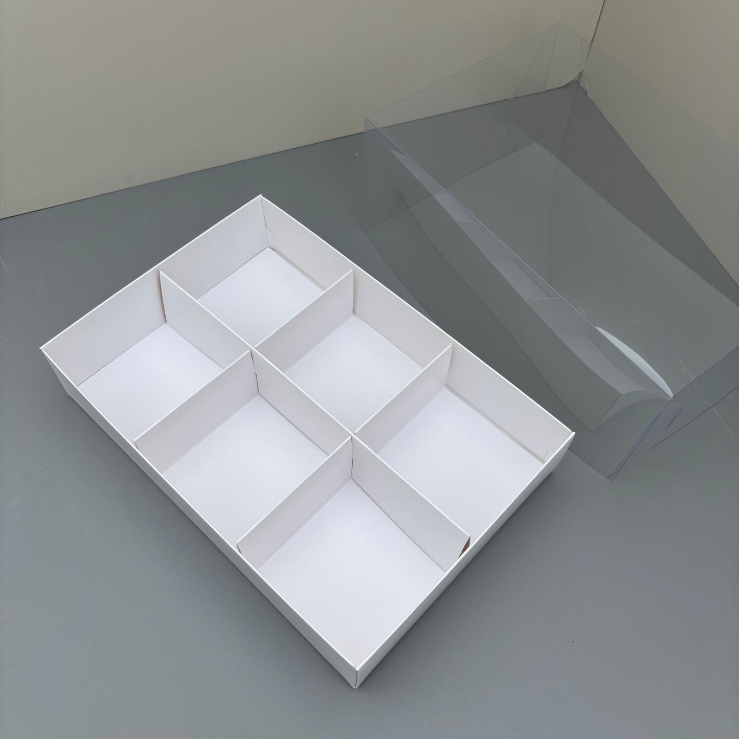 20 boxes 6-compartments white dessert box with clear lid