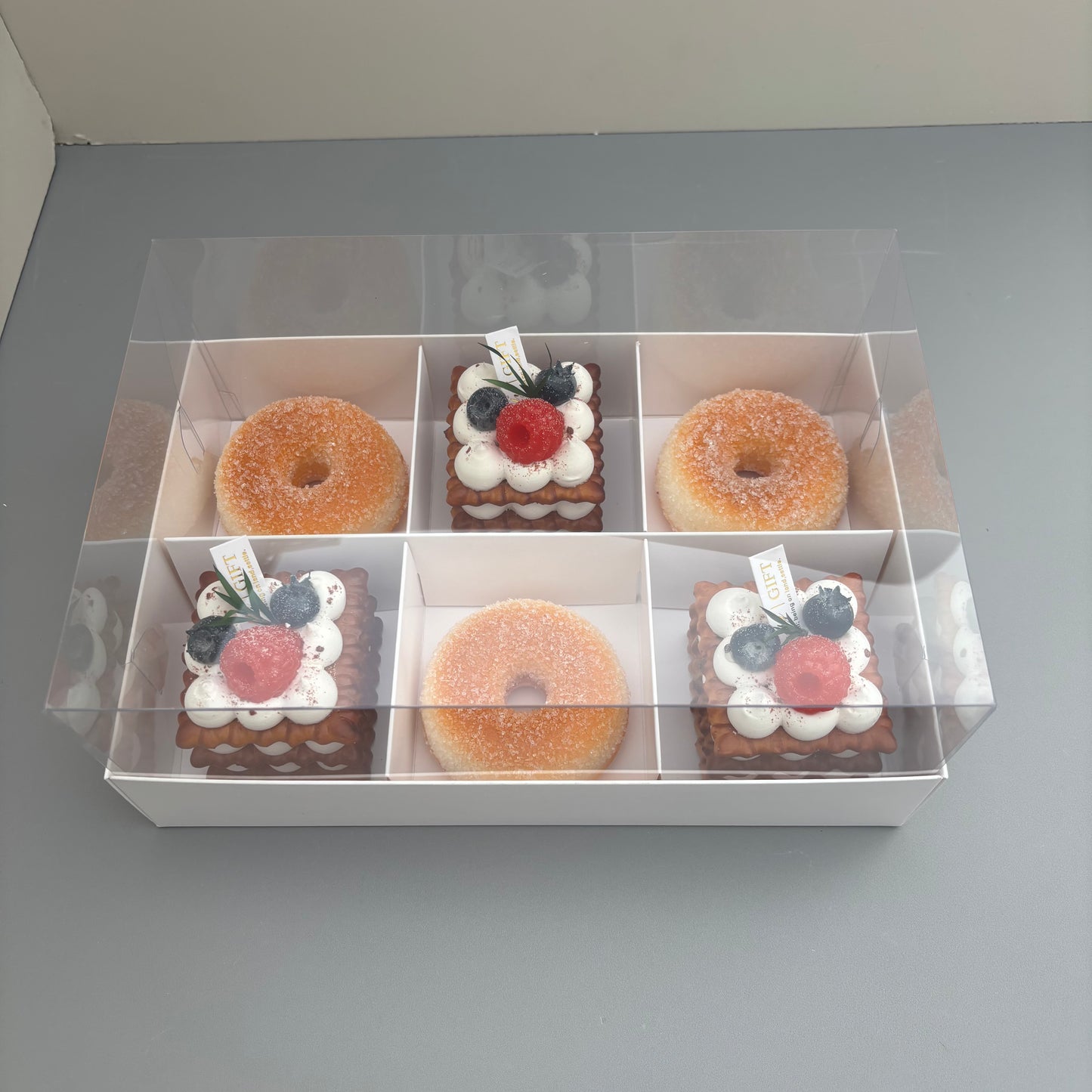 20 boxes 6-compartments white dessert box with clear lid